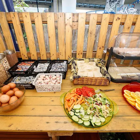 Kemp Decin ديشين